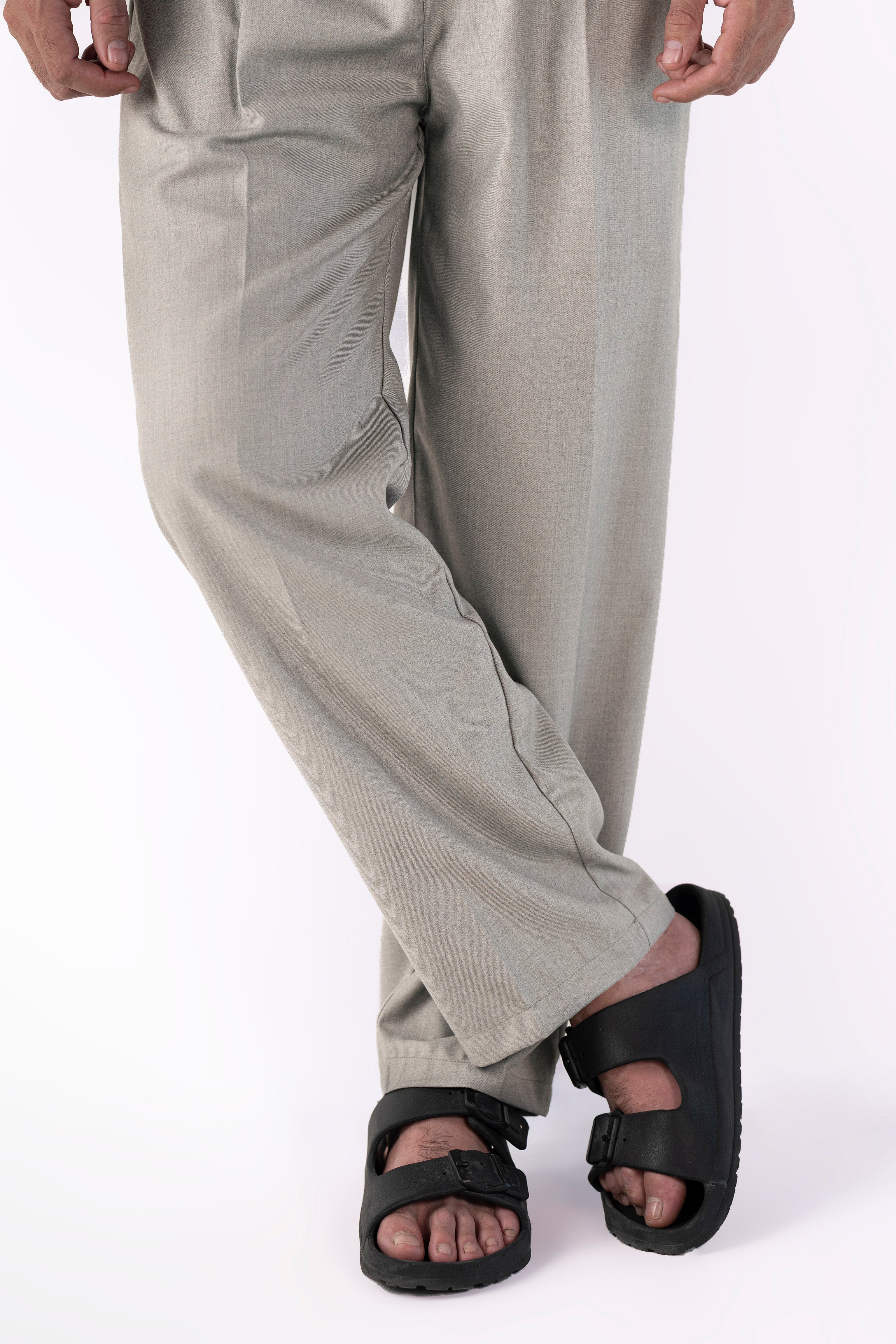 Classic Cenere Pleated Pants